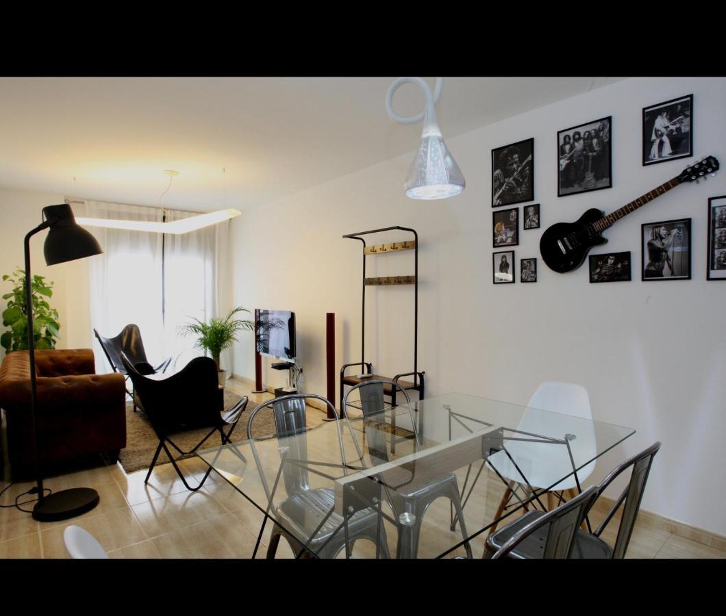 Rock & Roll Apartament -Aire Acondicionado En Todas Las Habitaciones Y Salon- Deltebre Eksteriør billede